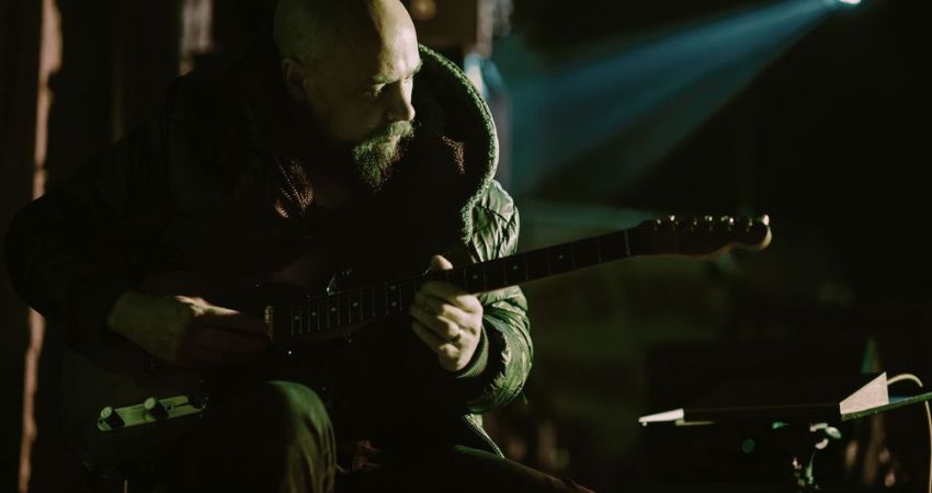 Dean McPhee with support from Dbh