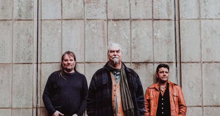 Peter Knight’s Gigspanner Trio