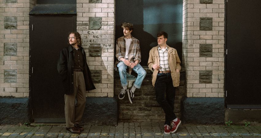 Eddie Gripper Trio 