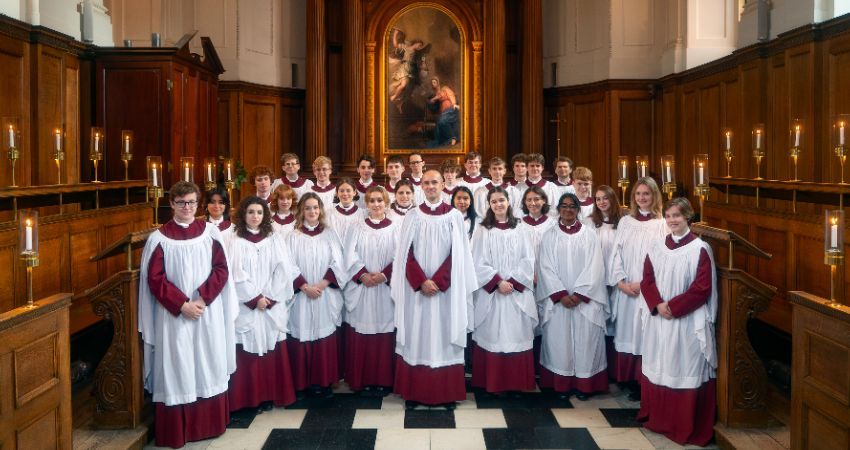 The Choir of Clare College, Cambridge; Graham Ross, conductor: