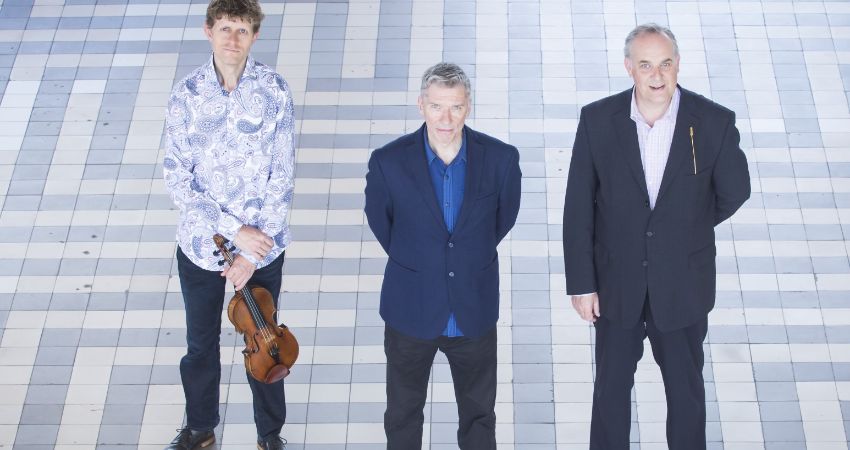 Tim Kliphuis Trio(violin, guitar & bass) 