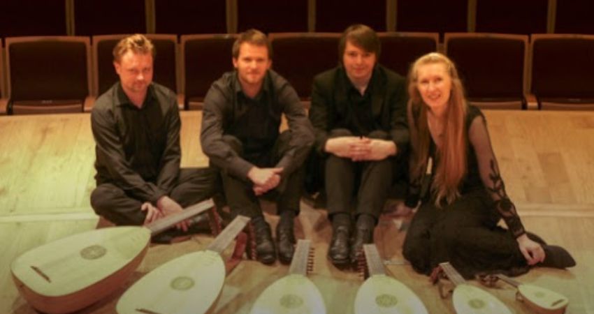 Chordophony lute quartet 