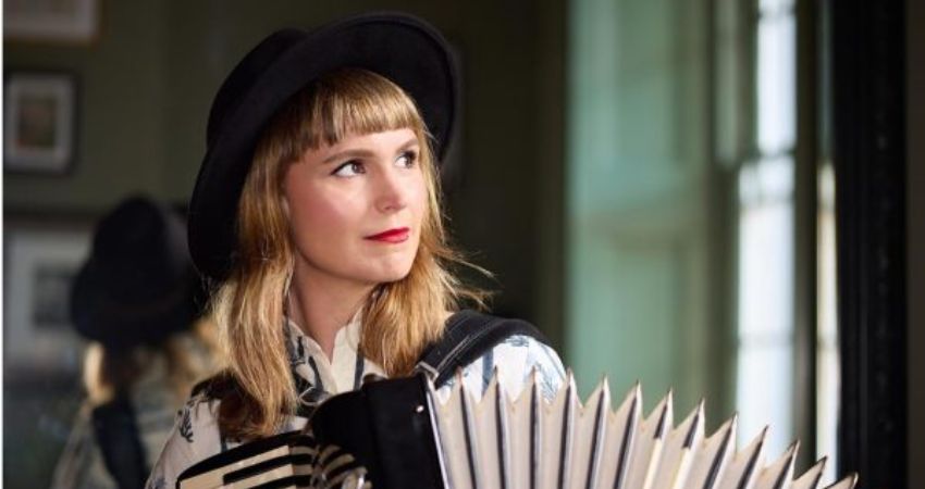 Clementine Lovell Trio 