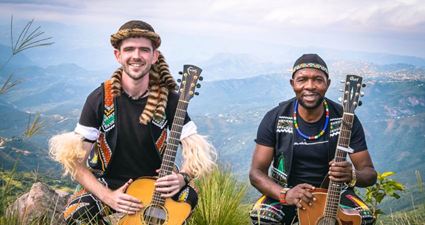 Qadasi & Maqhinga 