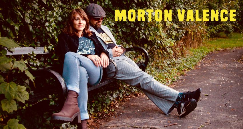 Morton Valence (Full Band Show featuring BJ Cole) / Johny Brown (Band Of Holy Joy)
