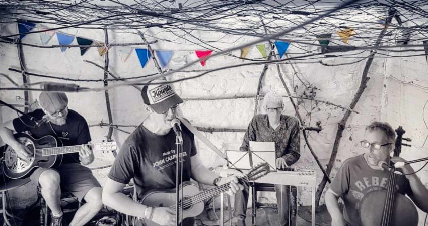 Acoustic Country Night with Wood Street Dogs and Friends 