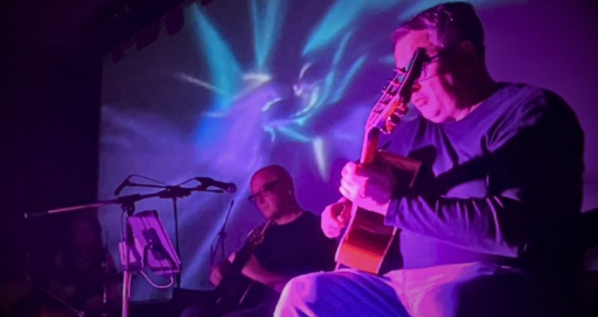 Acoustic Floyd