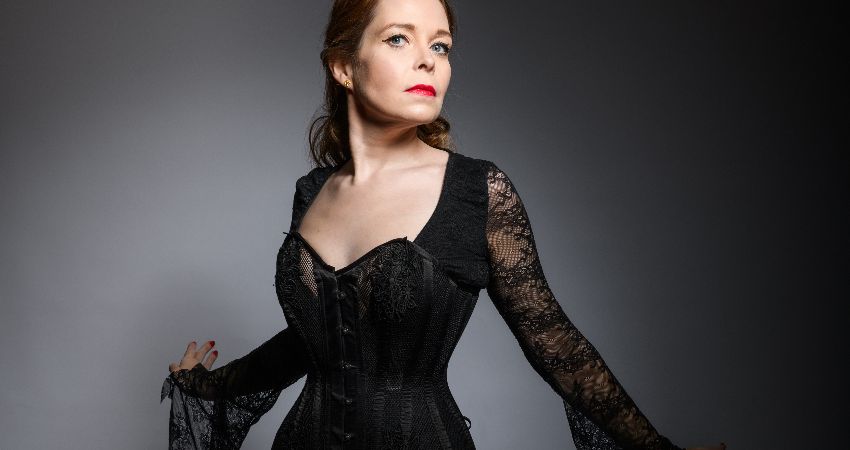JULIETTE BURTON presents HEX APPEAL 