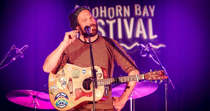 Harry Bird with special guests GAVIN and Rain of Animals Thursday 8th Oct 