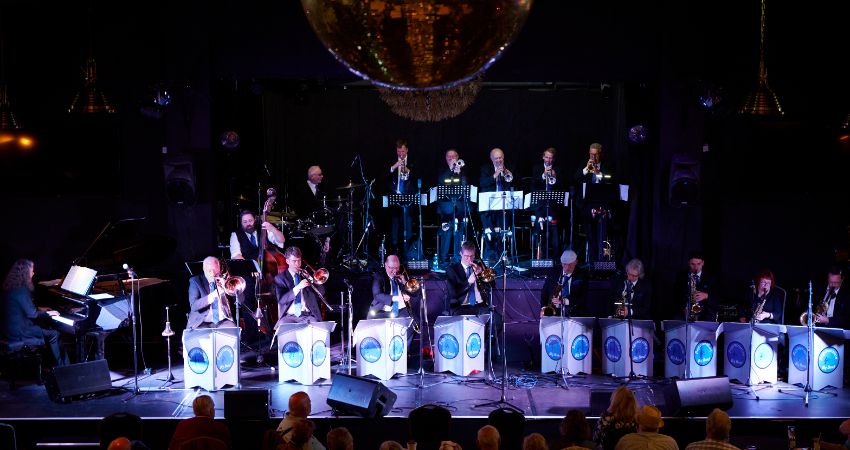 Regeneration Big Band 