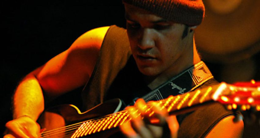 Gleison Tulio + Garcia 