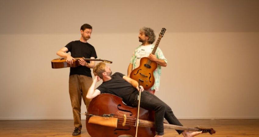 Django Chutney + Le Trio qu'à trois at Jamboree 