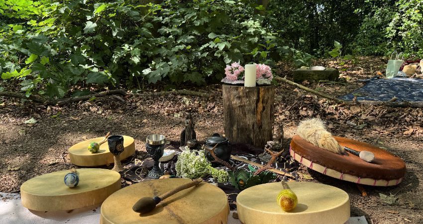 Feel the Light ! A Shamanic Crystal Healing Journey of Release and Freedom