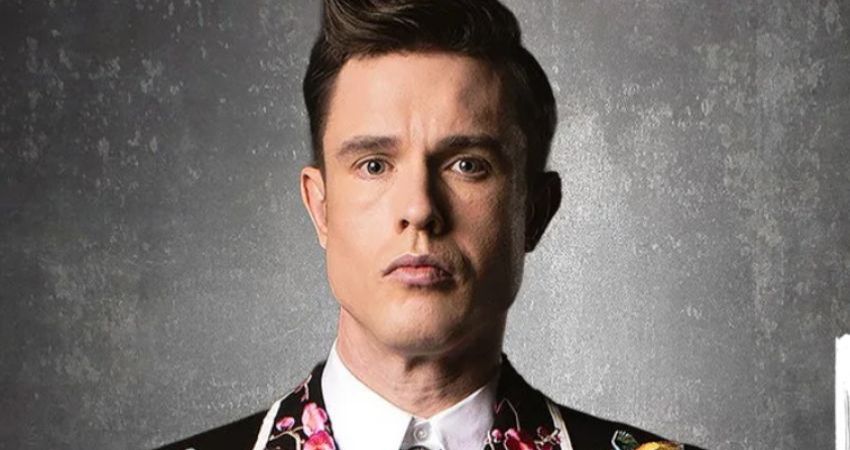 Ed Gamble tour warm up