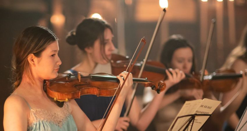 Vivaldi Four Seasons at Christmas 