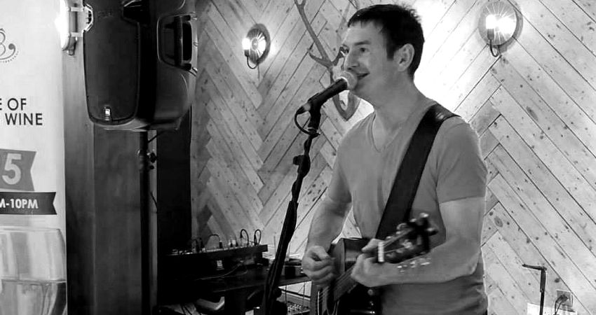 Andy Thomas - Acoustic Rock/Indie Classics 