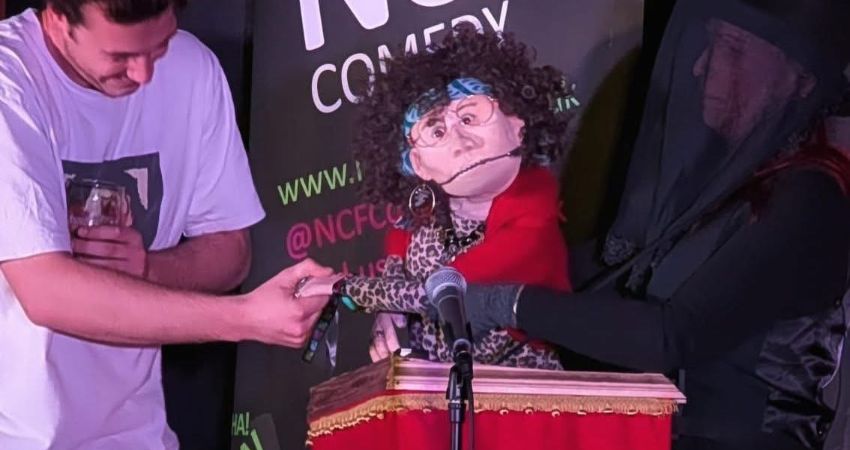 Leons Alien Gameshow and Slightly Psychic Cynthia.