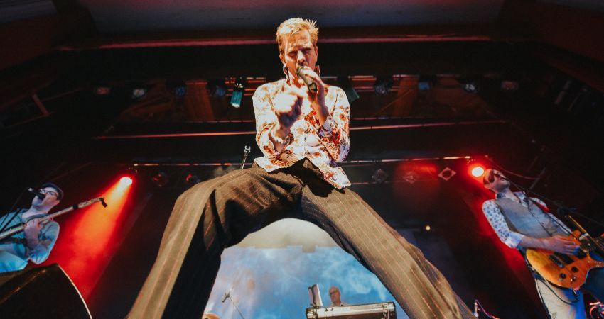 BowiePR with Paul Roberts (+ Full Live Band)  