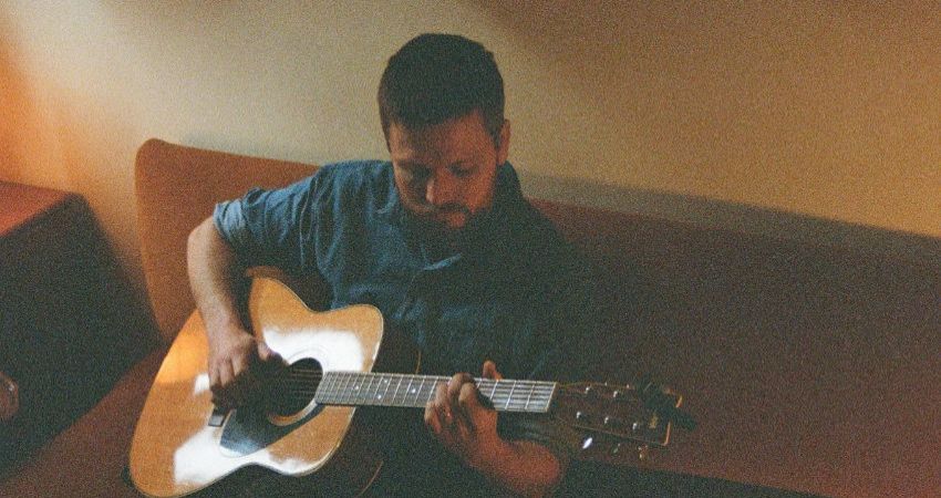 Alastair Gordon + Sekinue at pink moon