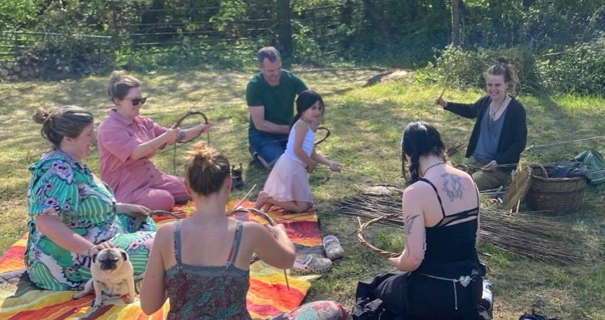 FANNY'S FAMILY ART CAMP
