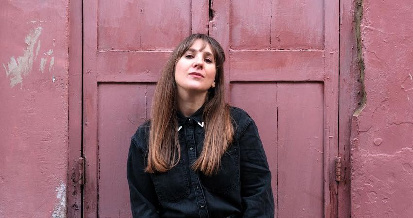 An evening with Annie Dressner at Cafe No9 