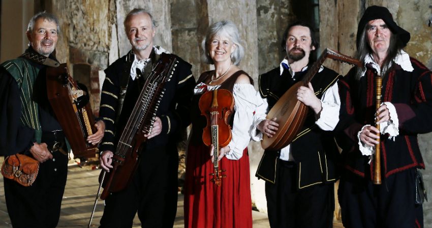 A 17th-century Christmas at holywell music room