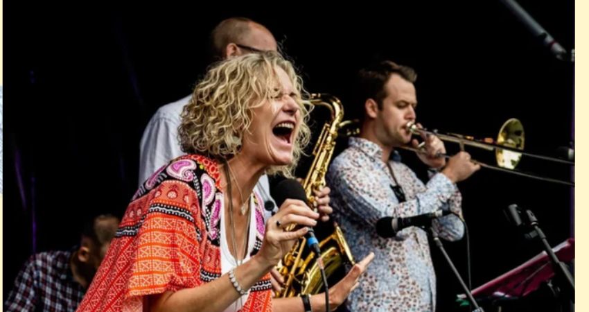 Fleece Jazz presents: Zoë Schwarz Blue Commotion 