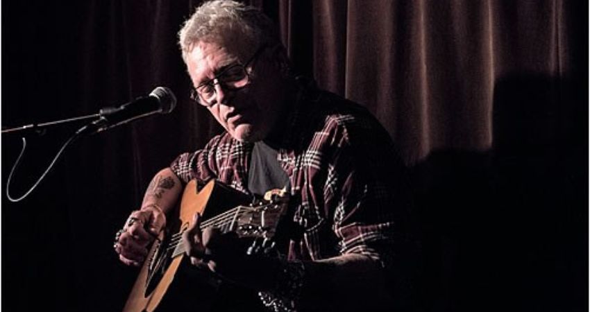 Robb Johnson 
