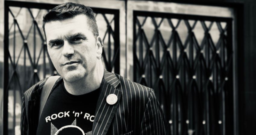 FITZROVIA GUIDED WALKING TOUR WITH AUTHOR PAUL TALLING 