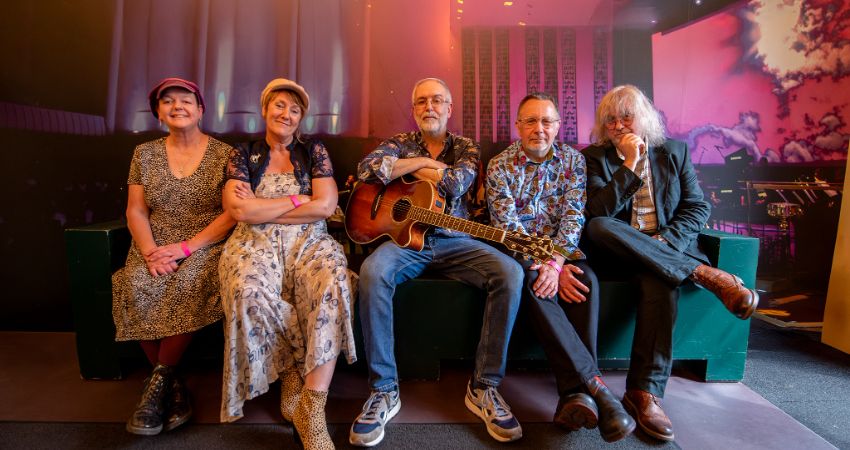 Music and Afternoon Tea with Virginia Kettle's Rolling Folk 