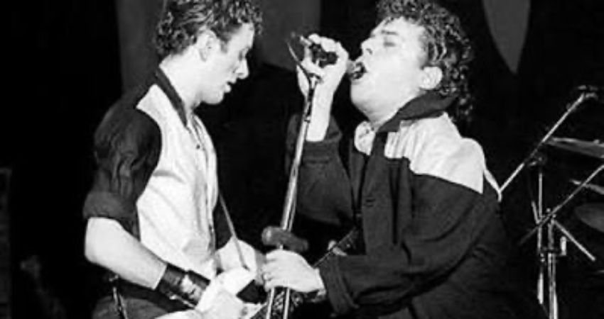 The Clash Vs Ian Dury! 