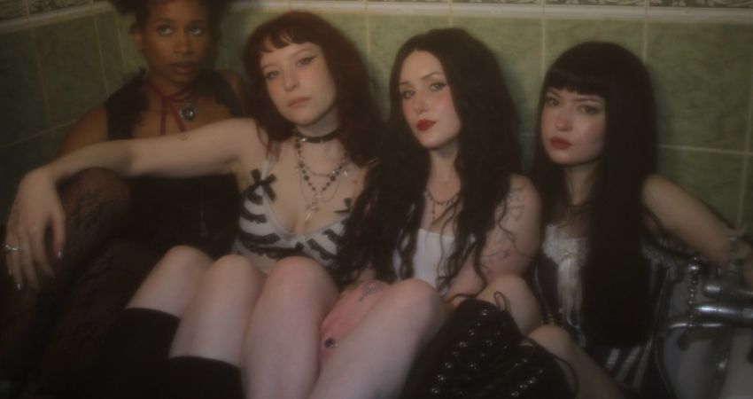 Babydoll Deadbeat