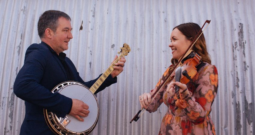 Rachel Davis & Darren McMullen at the Cutty Wren