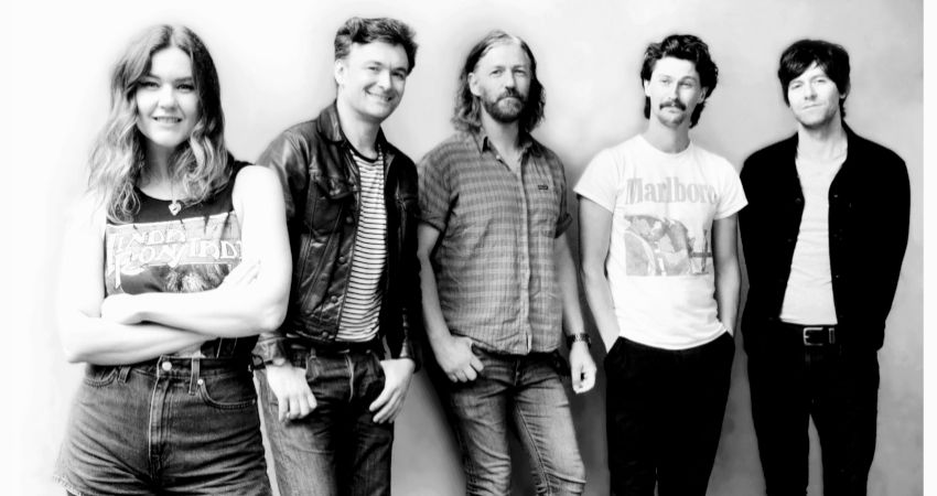 Kirsten Adamson & The Tanagers 