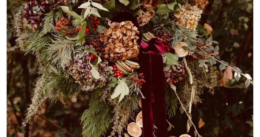 Christmas Wreath Making Workshops at The Half Moon
