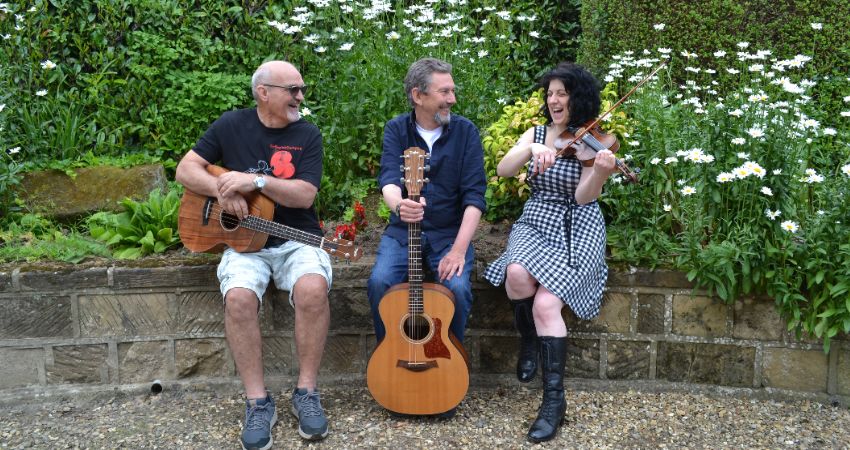 Halcyon Days at the Cutty Wren 