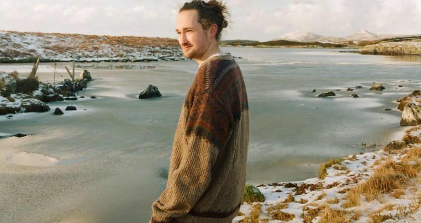 Fergus McCreadie: 'Flight Pass' for piano, violin & cello 