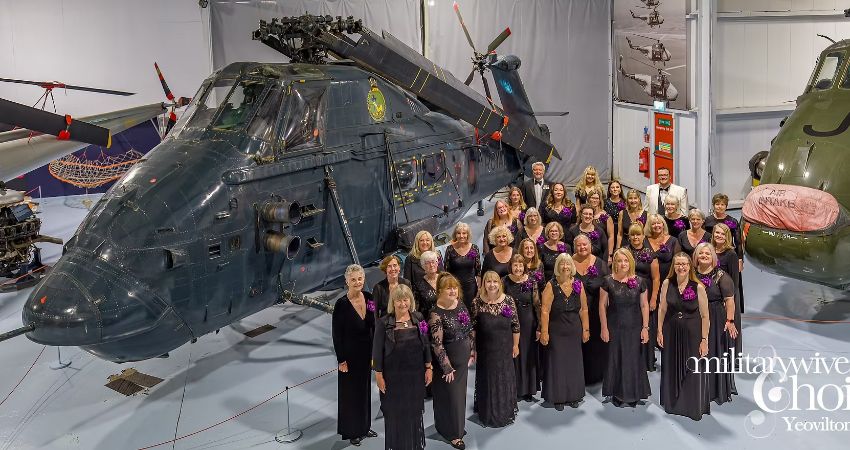 YEOVILTON MILITARY WIVES CHOIR AT CHRISTMAS 