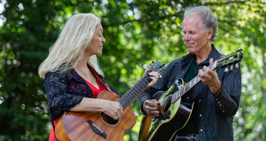 Brooks Williams & Sally Barker 
