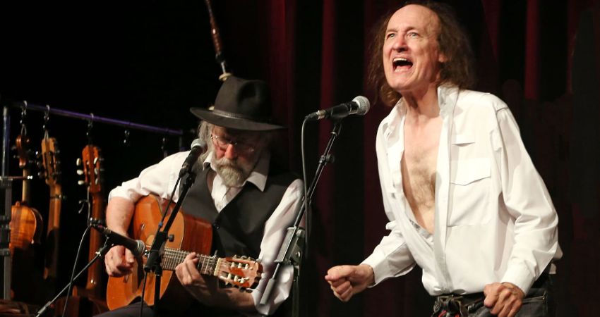 JOHN OTWAY & WILD WILLY BARRETT 