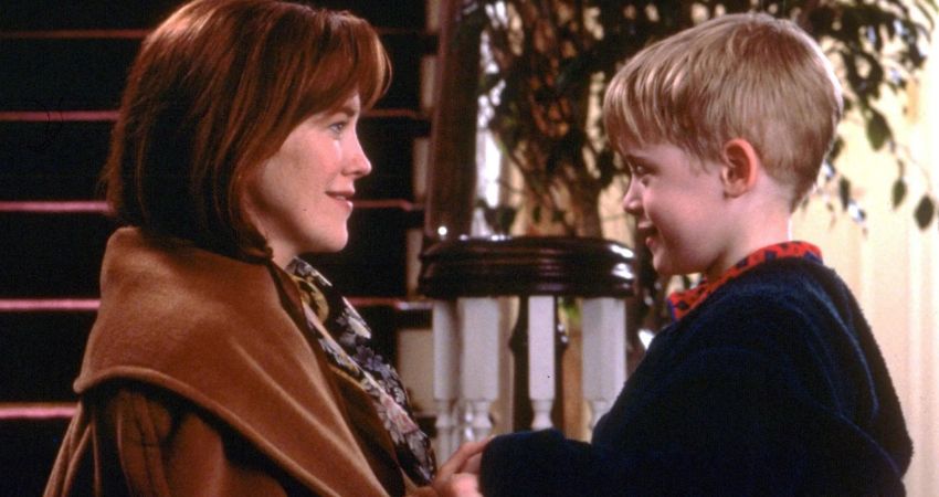 HOME ALONE 
