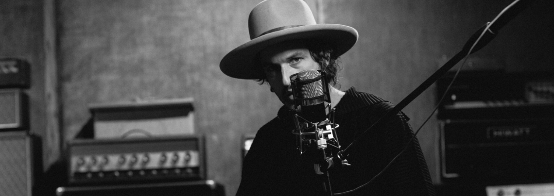 Joachim Cooder | On tour with Adriano Viterbini in January